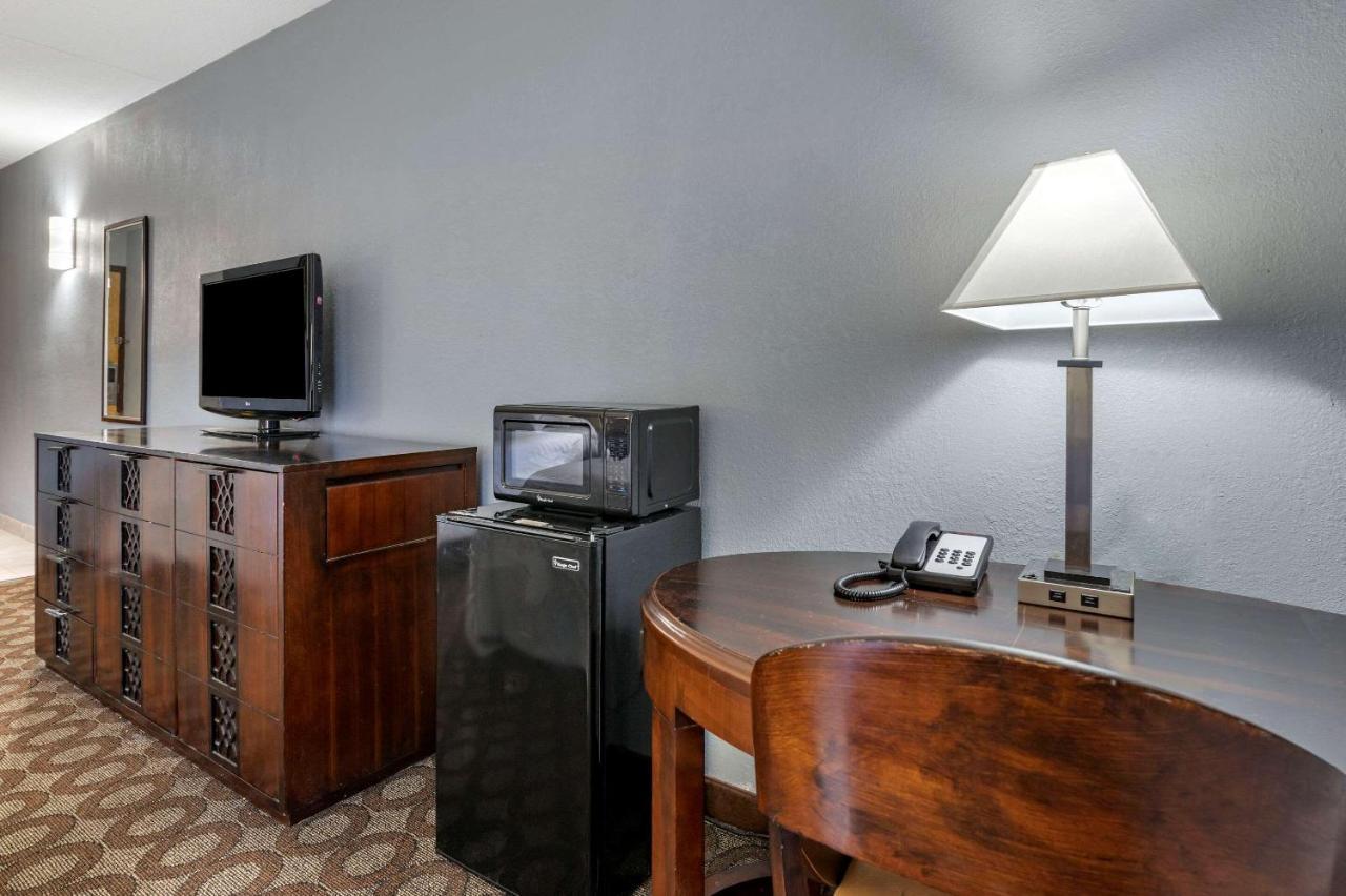 Econo Lodge Lafayette Εξωτερικό φωτογραφία